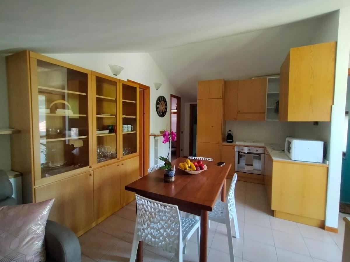 Appartement Casa Relax à Laveno-Mombello Extérieur photo